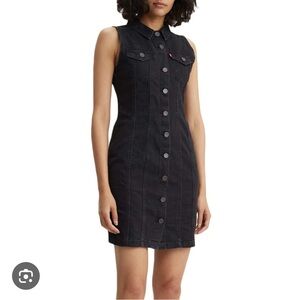 Levi’s black dress size large
